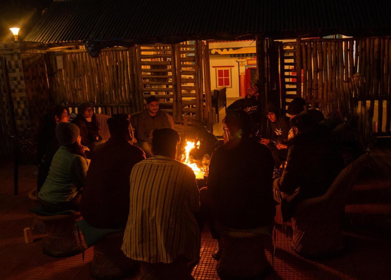 The Trippy Tribe Hostel Bīr Εξωτερικό φωτογραφία